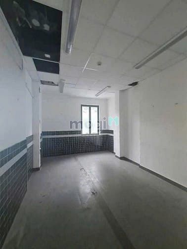 Hình ảnh Nhà hàng 560M2 ngay chân BITEXCO 68 tầng, Q1. Kc: Trệt 3 lầu. Gía: 125