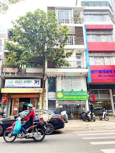 Hình ảnh Hàng Hiếm - Toà Nhà 6 Tầng Vị Trí Rất Đẹp Mặt Tiền Trần Bình Trọng Q.5