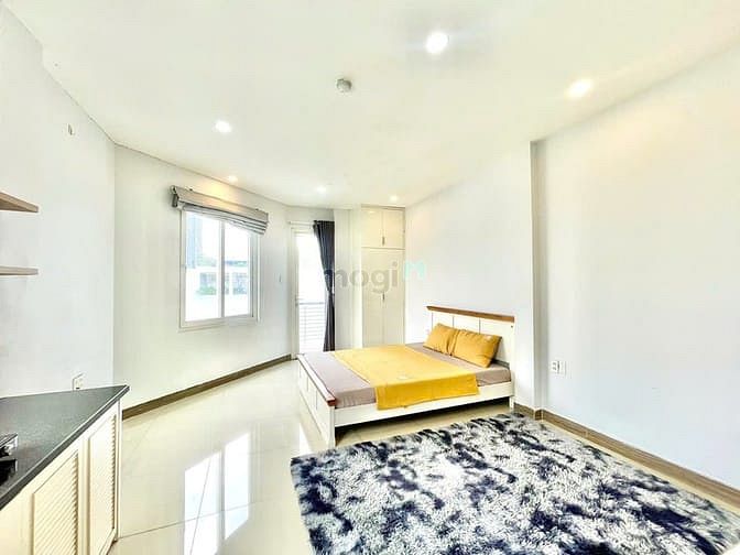 Hình ảnh Căn Hộ 40m2 Mới Xây Ban Công Thoáng Ngay Landmark 81