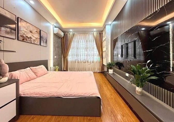 Hình ảnh Siêu Hiếm!Phố Tô Vĩnh Diện, Ô tô, 20m ra Phố, 48m2, MT 4,4m, 16 Tỷ.