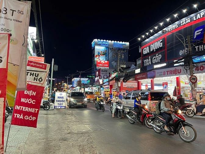 Hình ảnh Nhà 1 Trệt 2 Lầu , DT 227m2 Ngang 8,2m MT Đỗ Xuân Hợp, Phước Long B