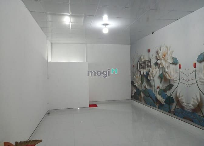 Hình ảnh Cần cho thuê mặt bằng 4x18m 20tr/th mặt tiền Nguyễn Duy Trinh sầm uất