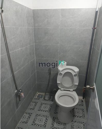 Hình ảnh Cần cho thuê mặt bằng 4x18m 20tr/th mặt tiền Nguyễn Duy Trinh sầm uất