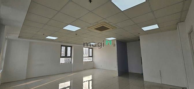 Hình ảnh Văn phòng Luxcity đường Huỳnh Tấn Phát căn 33-54m2 căn góc giá từ 6tr4