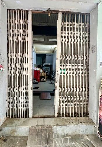 Hình ảnh Nhà 2 tầng khu ngã tư bảy hiền