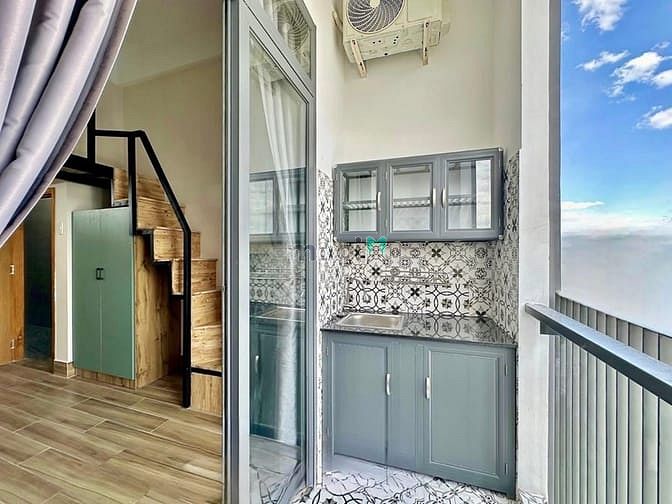 Hình ảnh Duplex bancol tách bếp - đầy đủ nội thất- ngay Cầu Bông