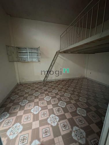 Hình ảnh Cho thuê nhà 50m² + gác, thoáng sáng, gần đường Lê Đức Thọ