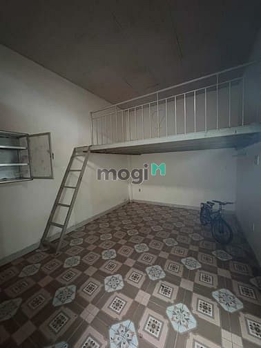 Hình ảnh Cho thuê nhà 50m² + gác, thoáng sáng, gần đường Lê Đức Thọ