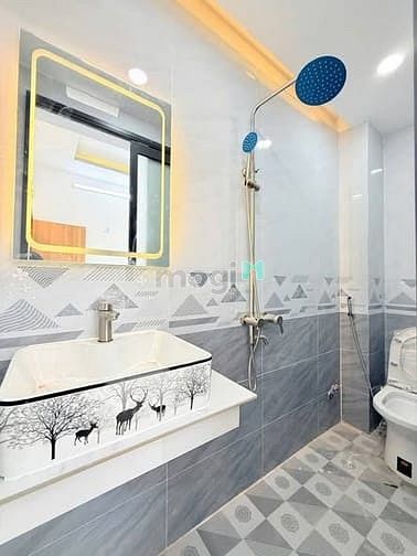 Hình ảnh Bán nhà mới chính chủ, pháp lý rõ ràng, ngay chợ Phú Xuân