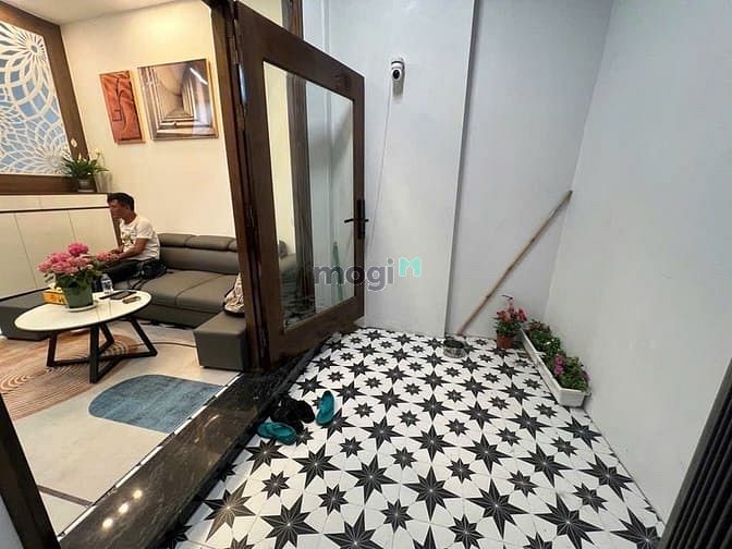 Hình ảnh Bán nhà phố Khâm Thiên phân khúc hiếm 5 tầng 30m2 , Mt 3m , giá 6,8 tỷ