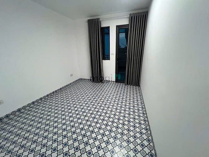 Hình ảnh Bán nhà phố Khâm Thiên phân khúc hiếm 5 tầng 30m2 , Mt 3m , giá 6,8 tỷ