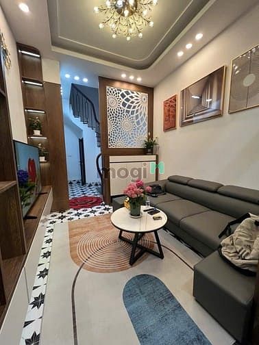 Hình ảnh Bán nhà phố Khâm Thiên phân khúc hiếm 5 tầng 30m2 , Mt 3m , giá 6,8 tỷ