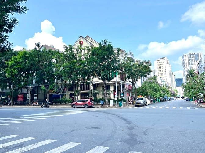 Hình ảnh NHÀ PHỐ GÓC ĐƯỜNG BÙI BẰNG ĐOÀN, khu phố Hưng Phước 4 giá thuê rẻ