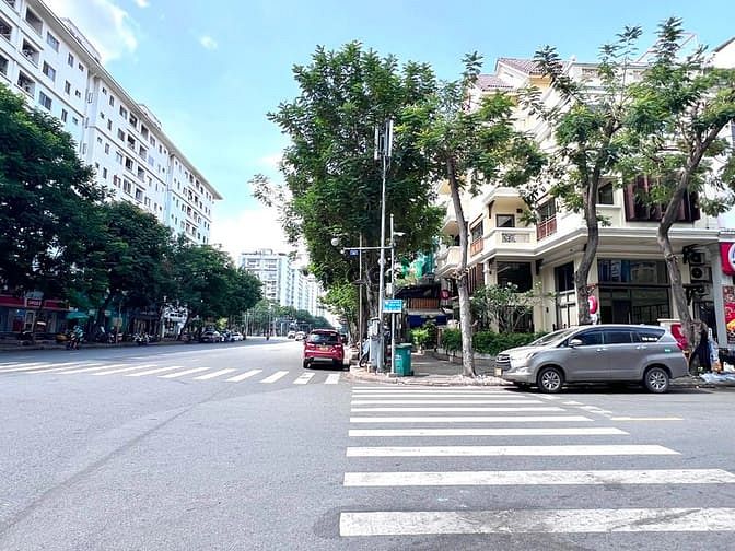 Hình ảnh NHÀ PHỐ GÓC ĐƯỜNG BÙI BẰNG ĐOÀN, khu phố Hưng Phước 4 giá thuê rẻ