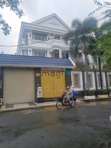 Hình ảnh SOS - 321M2 - Khu Biệt Thự VIP - KDC Hồng Long - Ngang Khung 10m