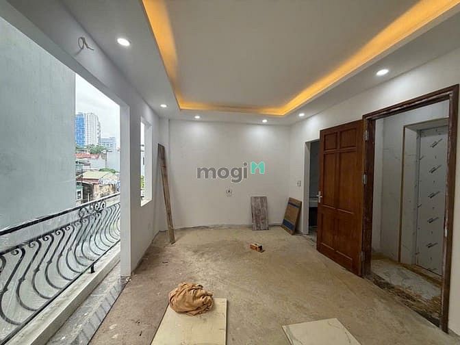 Hình ảnh Bán nhà mới tinh phố Nguyễn Lương Bằng , 6 tầng thang máy , 9,8 tỷ