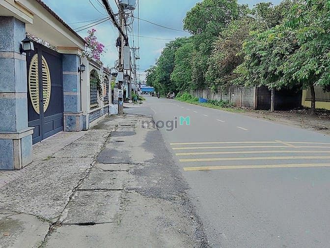 Hình ảnh Bán Lô đất Diện tích 2340m2, Hai MT dườngđều xe container, Giá: 25 tỷ