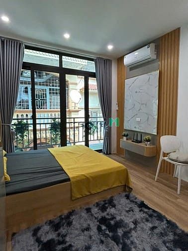 Hình ảnh CCMN phố Trung Liệt 6 tầng thang máy , doanh thu 60 triệu/tháng