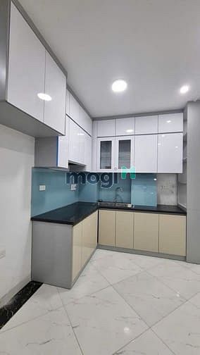 Hình ảnh Bán nhà phân lô Văn Chương Đống Đa - 6 tầng thang máy - ô tô đỗ cửa