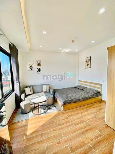 Hình ảnh STUDIO VIEW KÍNH- cửa sổ- đi bộ Ngoại Thương