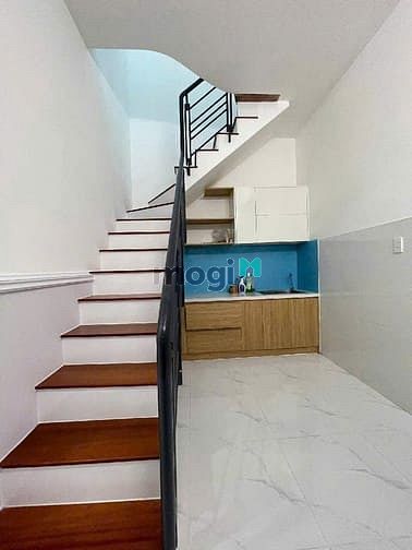 Hình ảnh Nhà mới 2 tầng Bình Tân – giá 4,9 tỷ gần Bốn Xã