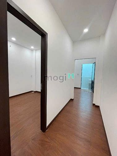 Hình ảnh Nhà mới 2 tầng Bình Tân – giá 4,9 tỷ gần Bốn Xã