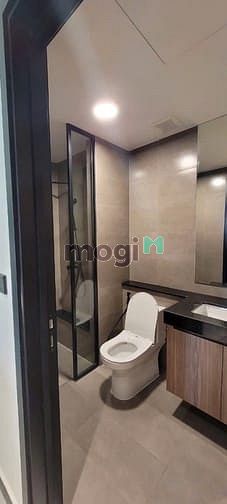 Hình ảnh Cho thuê căn cao cấp DELASOL quận 4 view sông full nội thất sang trọng