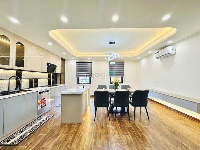 Hình ảnh Bán nhà phố Thịnh Quang , 7 tầng thang máy , 40m2 , Mt 5.5m , 15,2 tỷ