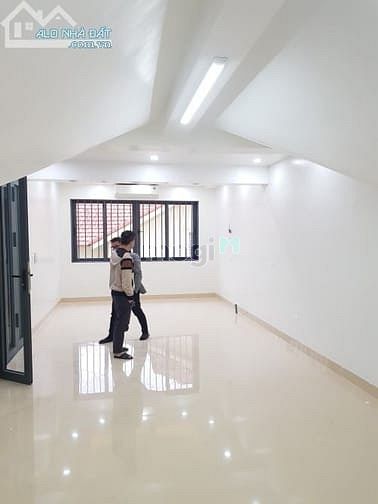 Hình ảnh Cho thuê biệt thư vinaconex 3 trung văn 85m x5T thang máy