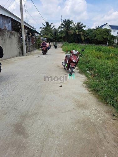 Hình ảnh 🆘Chính Chủ gửi bán đất đường Đặng Thúc Vịnh, gần Chợ UBX Đông Thạnh