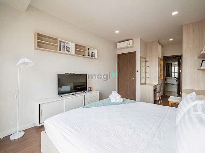 Hình ảnh Cho thuê Trang Chủ MB66.COM / Đăng Ký Tặng 66K cao cấp SAI GON ROYAL quận 4 2PN 2WC full nội thất