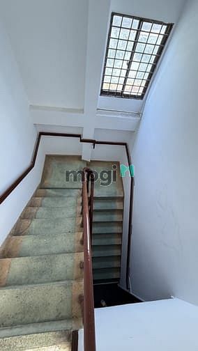 Hình ảnh Nhà 5 tầng 4.4M x 16M - Âu Cơ Tân Phú chủ 8.2 Tỷ thương lượng.