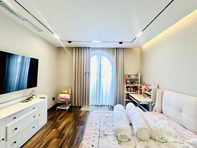 Hình ảnh Bán nhanh Biệt thự phố nội thất cao cấp