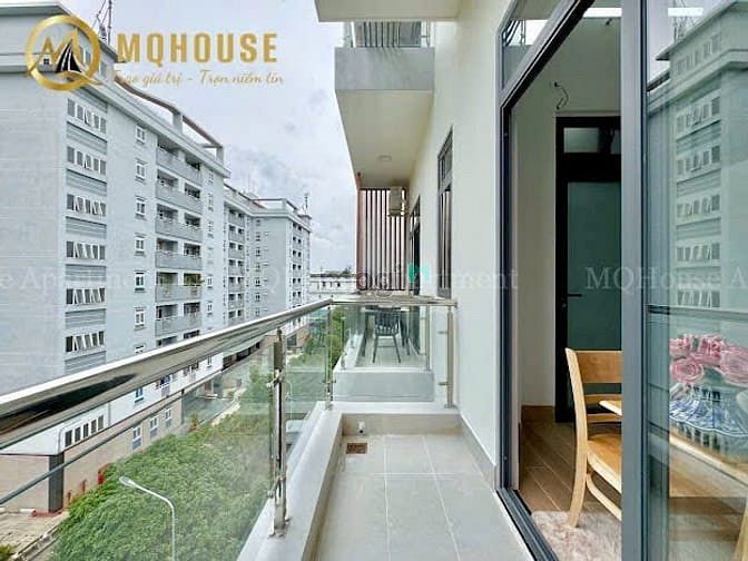 Hình ảnh Duplex ban công - Ngay Nguyễn Kiệm-  Gần sân bay
