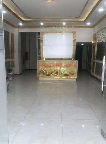 Hình ảnh Cho thuê SPA- nha khoa MT TRẦN PHÚ, Q5. DT: 6x22m, kc: trệt 5 lầu TM