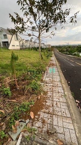 Hình ảnh Đất biệt thự Bảo Lộc – Đường rộng, điện nước đầy đủ, SHR, thổ cư 100%
