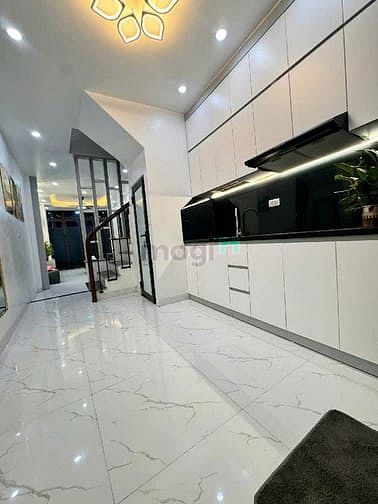 Hình ảnh Nhà 2 thoáng 4 tầng phố Khâm Thiên, 33m2, Mt 3m, gần sát phố, 8,5 tỷ