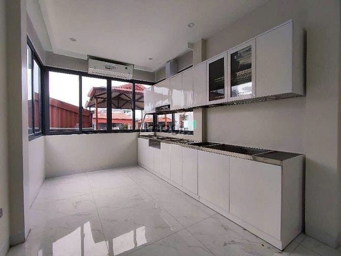 Hình ảnh Nhà 6 tầng thang máy phố Tôn Đức Thắng, 28m2, Mt 3m, ngõ nông