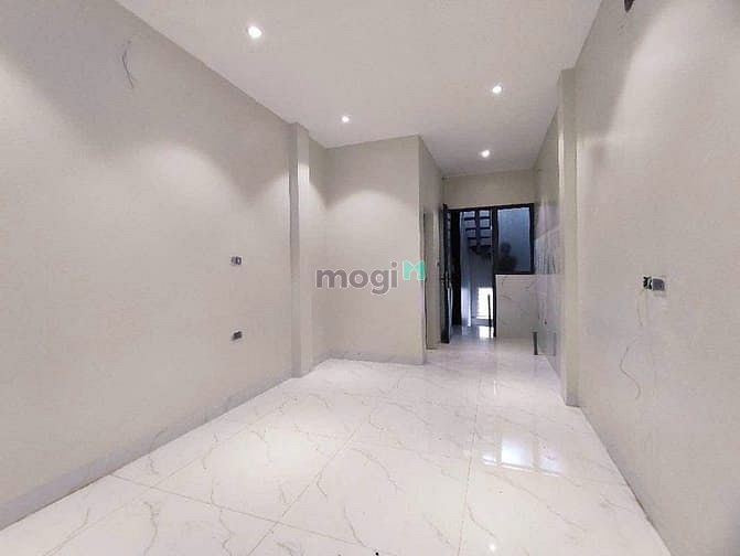 Hình ảnh Nhà 6 tầng thang máy phố Tôn Đức Thắng, 28m2, Mt 3m, ngõ nông