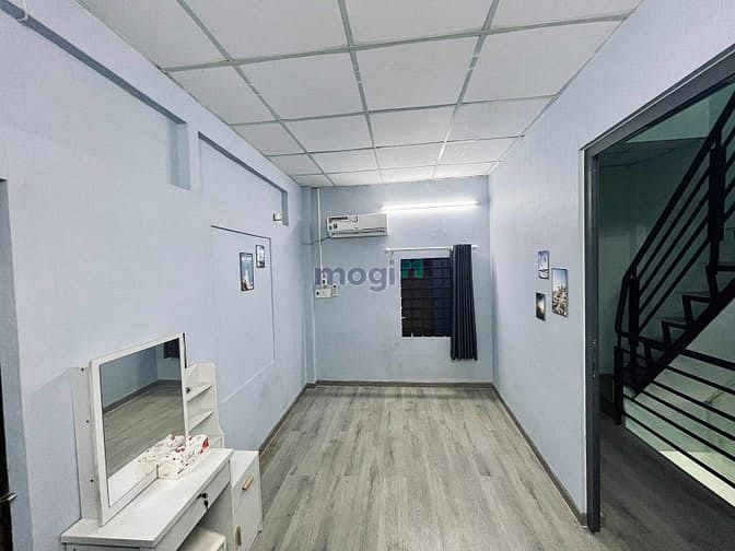 Hình ảnh Bán Nhà 3Tầng-Gần TTHCS Trần Văn Đăng-Ni Sư Huỳnh Liên-Tân Bình