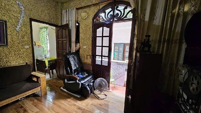 Hình ảnh Bán nhà dân phố Lê Duẩn, 37m2, Mt 11m , gần hồ , khu vực hiếm, 14 tỷ