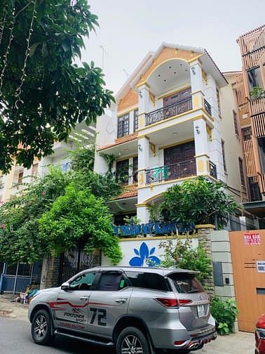 Hình ảnh Cho Thuê Tòa Nhà Hoa Đào – Biệt Thự Văn Phòng, Có Hầm Và Thang Máy