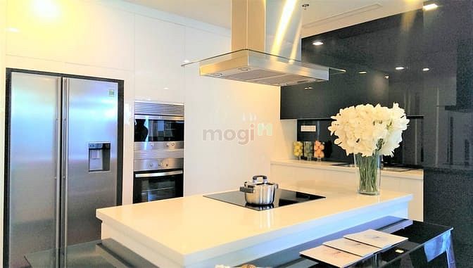 Hình ảnh Xuất cảnh bán gấp Trang Chủ MB66.COM / Đăng Ký Tặng 66K Vinhomes Đồng Khởi, Quận 1, có sân vườn riêng