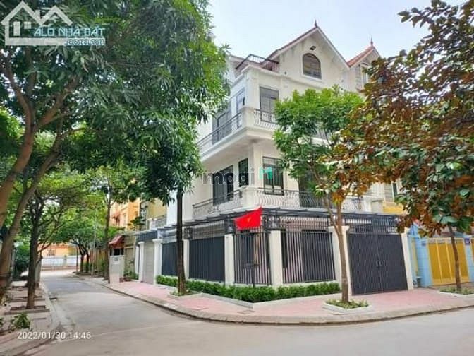 Hình ảnh Cho thuê biệt thư vinaconex 3 trung văn130 x4T thang máy