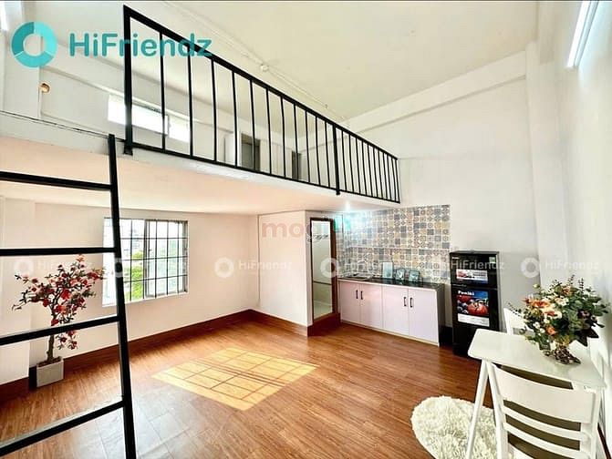Hình ảnh Phòng có gác giá rẻ-Ngay  Văn Lang cs3- cầu bình lợi