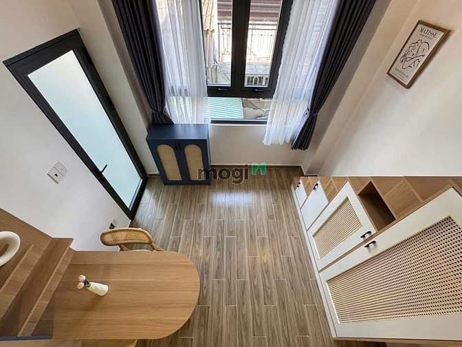 Hình ảnh DUPLEX mới xây - NƠ TRANG LONG- Cửa sổ