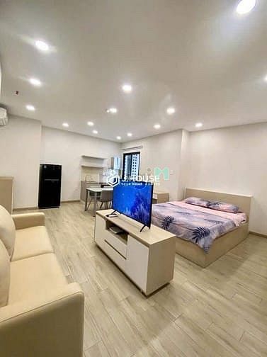 Hình ảnh Siêu Phẩm CHDV Studio Có Thang Máy Hầm Xe Bảo Vệ Ngay BV Ưng Bướu