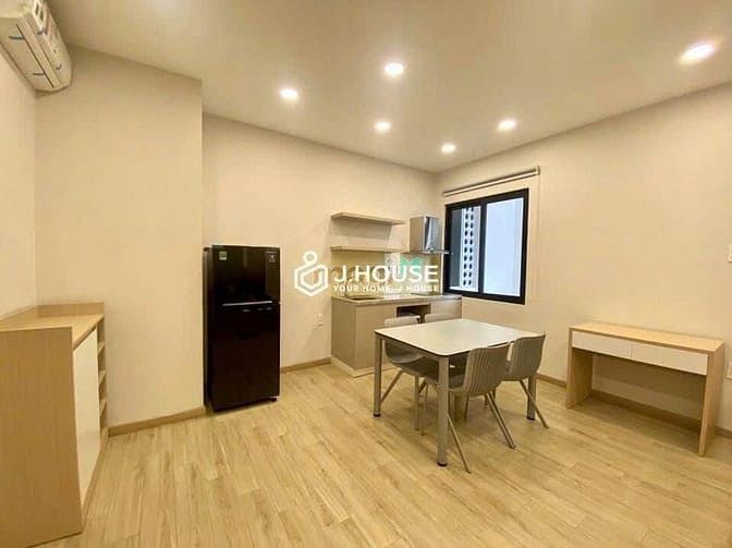 Hình ảnh Siêu Phẩm CHDV Studio Có Thang Máy Hầm Xe Bảo Vệ Ngay BV Ưng Bướu