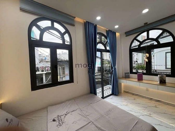 Hình ảnh Cho thuê nhà 449/3c Sư Vạn Hạnh, quận 10. Gần Vạn Hạn Mall