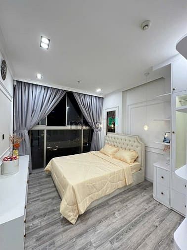 Hình ảnh Gấp bán CH  “Midtown” Phú Mỹ Hưng, Quận 7 - 130m2, 3pn, 2wc 1 tỷ 905